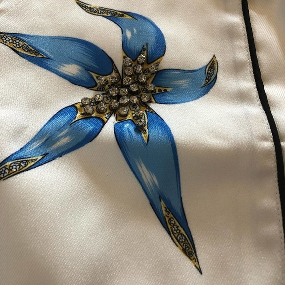 Runway Resort Crystal Embellished Shell Skirt - Picture 4 of 9